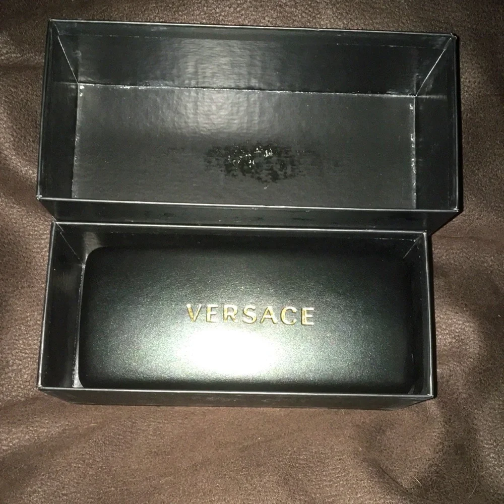 VERSACE//58-18-140//BLACK//PLASTIC - Picture 4 of 5
